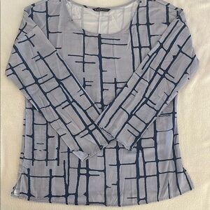 Silver Relaxed Graphic Blouse with Long Sleeves